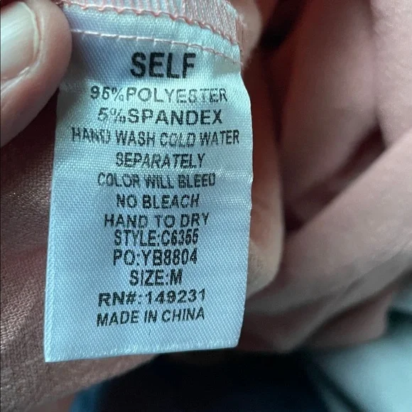 NWT Kori Boho Pink Coral Flowy Embroidered Trim Tie Strap Top Size Medium - Picture 9 of 9